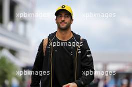 Daniel Ricciardo (AUS) Renault F1 Team. 26.09.2019. Formula 1 World Championship, Rd 16, Russian Grand Prix, Sochi Autodrom, Sochi, Russia, Preparation Day.