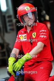 Ferrari practices a pit stop. 26.09.2019. Formula 1 World Championship, Rd 16, Russian Grand Prix, Sochi Autodrom, Sochi, Russia, Preparation Day.