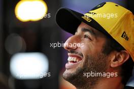 Daniel Ricciardo (AUS) Renault F1 Team at the Fanzone. 26.09.2019. Formula 1 World Championship, Rd 16, Russian Grand Prix, Sochi Autodrom, Sochi, Russia, Preparation Day.