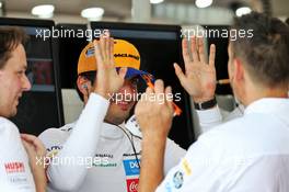 Carlos Sainz Jr (ESP) McLaren. 20.09.2019. Formula 1 World Championship, Rd 15, Singapore Grand Prix, Marina Bay Street Circuit, Singapore, Practice Day.