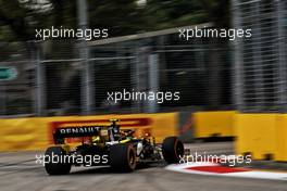 Nico Hulkenberg (GER) Renault F1 Team RS19. 20.09.2019. Formula 1 World Championship, Rd 15, Singapore Grand Prix, Marina Bay Street Circuit, Singapore, Practice Day.