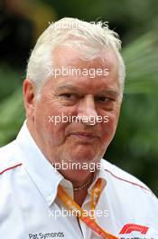 Pat Symonds (GBR) Formula 1 Technical Consultant. 20.09.2019. Formula 1 World Championship, Rd 15, Singapore Grand Prix, Marina Bay Street Circuit, Singapore, Practice Day.