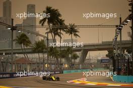 Daniel Ricciardo (AUS) Renault F1 Team RS19. 20.09.2019. Formula 1 World Championship, Rd 15, Singapore Grand Prix, Marina Bay Street Circuit, Singapore, Practice Day.