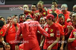 Race winner Sebastian Vettel (GER) Ferrari and second placed Charles Leclerc (MON) Ferrari celebrate with the team. 22.09.2019. Formula 1 World Championship, Rd 15, Singapore Grand Prix, Marina Bay Street Circuit, Singapore, Race Day.