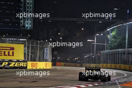 Nico Hulkenberg (GER) Renault F1 Team RS19. 22.09.2019. Formula 1 World Championship, Rd 15, Singapore Grand Prix, Marina Bay Street Circuit, Singapore, Race Day.