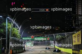George Russell (GBR) Williams Racing FW42. 22.09.2019. Formula 1 World Championship, Rd 15, Singapore Grand Prix, Marina Bay Street Circuit, Singapore, Race Day.