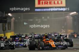 Lando Norris (GBR) McLaren MCL34 at the start of the race. 22.09.2019. Formula 1 World Championship, Rd 15, Singapore Grand Prix, Marina Bay Street Circuit, Singapore, Race Day.