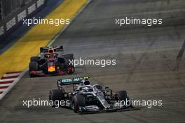 Valtteri Bottas (FIN) Mercedes AMG F1 W10. 22.09.2019. Formula 1 World Championship, Rd 15, Singapore Grand Prix, Marina Bay Street Circuit, Singapore, Race Day.