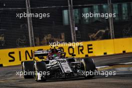 Antonio Giovinazzi (ITA) Alfa Romeo Racing C38. 22.09.2019. Formula 1 World Championship, Rd 15, Singapore Grand Prix, Marina Bay Street Circuit, Singapore, Race Day.