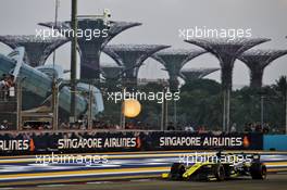 Daniel Ricciardo (AUS) Renault F1 Team RS19. 21.09.2019. Formula 1 World Championship, Rd 15, Singapore Grand Prix, Marina Bay Street Circuit, Singapore, Qualifying Day.