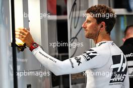Romain Grosjean (FRA) Haas F1 Team. 21.09.2019. Formula 1 World Championship, Rd 15, Singapore Grand Prix, Marina Bay Street Circuit, Singapore, Qualifying Day.