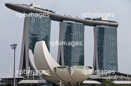 Scenic Singapore - Marina Bay Sands Hotel. 19.09.2019. Formula 1 World Championship, Rd 15, Singapore Grand Prix, Marina Bay Street Circuit, Singapore, Preparation Day.