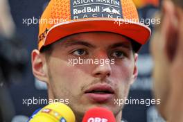 Max Verstappen (NLD) Red Bull Racing with the media. 19.09.2019. Formula 1 World Championship, Rd 15, Singapore Grand Prix, Marina Bay Street Circuit, Singapore, Preparation Day.