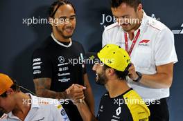 (L to R): Lewis Hamilton (GBR) Mercedes AMG F1 and Daniel Ricciardo (AUS) Renault F1 Team in the FIA Press Conference. 19.09.2019. Formula 1 World Championship, Rd 15, Singapore Grand Prix, Marina Bay Street Circuit, Singapore, Preparation Day.