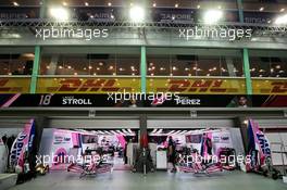 Racing Point F1 Team pit garages. 19.09.2019. Formula 1 World Championship, Rd 15, Singapore Grand Prix, Marina Bay Street Circuit, Singapore, Preparation Day.