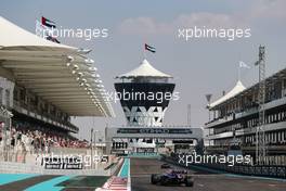 Sergio Perez (MEX), Racing Point  29.11.2019. Formula 1 World Championship, Rd 21, Abu Dhabi Grand Prix, Yas Marina Circuit, Abu Dhabi, Practice Day.