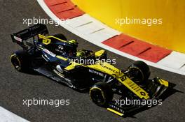 Nico Hulkenberg (GER) Renault F1 Team RS19. 29.11.2019. Formula 1 World Championship, Rd 21, Abu Dhabi Grand Prix, Yas Marina Circuit, Abu Dhabi, Practice Day.