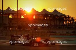 Antonio Giovinazzi (ITA) Alfa Romeo Racing C38. 29.11.2019. Formula 1 World Championship, Rd 21, Abu Dhabi Grand Prix, Yas Marina Circuit, Abu Dhabi, Practice Day.