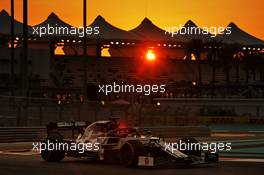 Kimi Raikkonen (FIN) Alfa Romeo Racing C38. 29.11.2019. Formula 1 World Championship, Rd 21, Abu Dhabi Grand Prix, Yas Marina Circuit, Abu Dhabi, Practice Day.