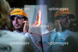Carlos Sainz Jr (ESP) McLaren. 29.11.2019. Formula 1 World Championship, Rd 21, Abu Dhabi Grand Prix, Yas Marina Circuit, Abu Dhabi, Practice Day.