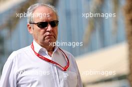 Jerome Stoll (FRA) Renault Sport F1 President. 29.11.2019. Formula 1 World Championship, Rd 21, Abu Dhabi Grand Prix, Yas Marina Circuit, Abu Dhabi, Practice Day.