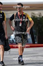 Daniel Ricciardo (AUS) Renault F1 Team. 29.11.2019. Formula 1 World Championship, Rd 21, Abu Dhabi Grand Prix, Yas Marina Circuit, Abu Dhabi, Practice Day.