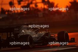 Lewis Hamilton (GBR), Mercedes AMG F1   29.11.2019. Formula 1 World Championship, Rd 21, Abu Dhabi Grand Prix, Yas Marina Circuit, Abu Dhabi, Practice Day.