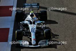Valtteri Bottas (FIN) Mercedes AMG F1 W10. 29.11.2019. Formula 1 World Championship, Rd 21, Abu Dhabi Grand Prix, Yas Marina Circuit, Abu Dhabi, Practice Day.