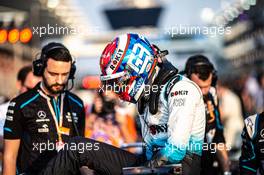 George Russell (GBR) Williams Racing FW42 on the grid. 01.12.2019. Formula 1 World Championship, Rd 21, Abu Dhabi Grand Prix, Yas Marina Circuit, Abu Dhabi, Race Day.