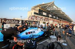 George Russell (GBR) Williams Racing FW42 on the grid. 01.12.2019. Formula 1 World Championship, Rd 21, Abu Dhabi Grand Prix, Yas Marina Circuit, Abu Dhabi, Race Day.