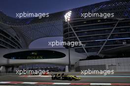 Daniel Ricciardo (AUS) Renault F1 Team RS19. 01.12.2019. Formula 1 World Championship, Rd 21, Abu Dhabi Grand Prix, Yas Marina Circuit, Abu Dhabi, Race Day.