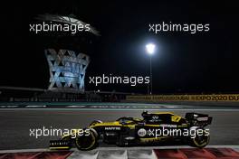 Nico Hulkenberg (GER) Renault F1 Team RS19. 01.12.2019. Formula 1 World Championship, Rd 21, Abu Dhabi Grand Prix, Yas Marina Circuit, Abu Dhabi, Race Day.