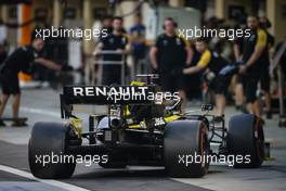 Daniel Ricciardo (AUS), Renault F1 Team  30.11.2019. Formula 1 World Championship, Rd 21, Abu Dhabi Grand Prix, Yas Marina Circuit, Abu Dhabi, Qualifying Day.