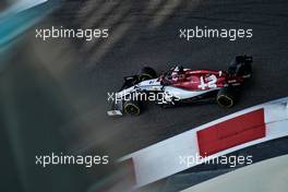Kimi Raikkonen (FIN) Alfa Romeo Racing C38. 30.11.2019. Formula 1 World Championship, Rd 21, Abu Dhabi Grand Prix, Yas Marina Circuit, Abu Dhabi, Qualifying Day.