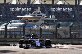 Pierre Gasly (FRA) Scuderia Toro Rosso STR14. 30.11.2019. Formula 1 World Championship, Rd 21, Abu Dhabi Grand Prix, Yas Marina Circuit, Abu Dhabi, Qualifying Day.