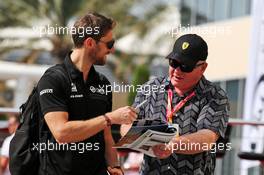 Romain Grosjean (FRA) Haas F1 Team. 30.11.2019. Formula 1 World Championship, Rd 21, Abu Dhabi Grand Prix, Yas Marina Circuit, Abu Dhabi, Qualifying Day.