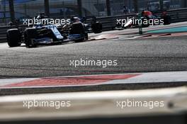 Lewis Hamilton (GBR) Mercedes AMG F1 W10. 30.11.2019. Formula 1 World Championship, Rd 21, Abu Dhabi Grand Prix, Yas Marina Circuit, Abu Dhabi, Qualifying Day.