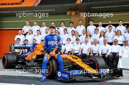 Lando Norris (GBR) McLaren at a team photograph. 01.12.2019. Formula 1 World Championship, Rd 21, Abu Dhabi Grand Prix, Yas Marina Circuit, Abu Dhabi, Race Day.