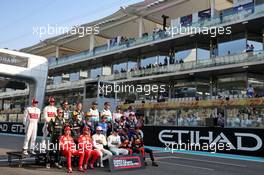 Drivers end of season photograph. 01.12.2019. Formula 1 World Championship, Rd 21, Abu Dhabi Grand Prix, Yas Marina Circuit, Abu Dhabi, Race Day.