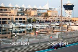 Daniil Kvyat (RUS) Scuderia Toro Rosso STR14. 03.12.2019. Formula 1 Testing, Yas Marina Circuit, Abu Dhabi, Tuesday.