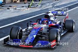 Pierre Gasly (FRA) Scuderia Toro Rosso STR14. 04.12.2019. Formula 1 Testing, Yas Marina Circuit, Abu Dhabi, Wednesday.