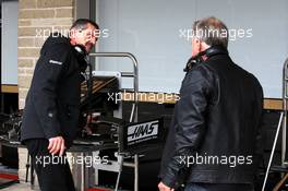 (L to R): Guenther Steiner (ITA) Haas F1 Team Prinicipal with Gene Haas (USA) Haas Automotion President. 01.11.2019. Formula 1 World Championship, Rd 19, United States Grand Prix, Austin, Texas, USA, Practice Day.