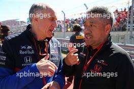 (L to R): Franz Tost (AUT) Scuderia Toro Rosso Team Principal with Toyoharu Tanabe (JPN) Honda Racing F1 Technical Director on the grid. 03.11.2019. Formula 1 World Championship, Rd 19, United States Grand Prix, Austin, Texas, USA, Race Day.