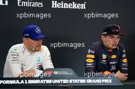 (L to R): Valtteri Bottas (FIN) Mercedes AMG F1 and Max Verstappen (NLD) Red Bull Racing in the post race FIA Press Conference.                                03.11.2019. Formula 1 World Championship, Rd 19, United States Grand Prix, Austin, Texas, USA, Race Day.
