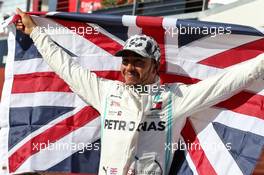 Lewis Hamilton (GBR) Mercedes AMG F1 celebrates his second position and World Championship in parc ferme. 03.11.2019. Formula 1 World Championship, Rd 19, United States Grand Prix, Austin, Texas, USA, Race Day.