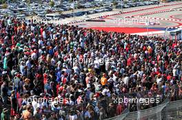 Fans in the grandstand. 03.11.2019. Formula 1 World Championship, Rd 19, United States Grand Prix, Austin, Texas, USA, Race Day.