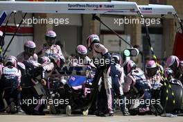 Sergio Perez (MEX), Racing Point during pit stop 03.11.2019. Formula 1 World Championship, Rd 19, United States Grand Prix, Austin, Texas, USA, Race Day.