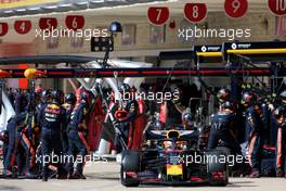 Max Verstappen (NLD), Red Bull Racing during pit stop 03.11.2019. Formula 1 World Championship, Rd 19, United States Grand Prix, Austin, Texas, USA, Race Day.
