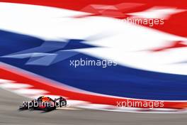 Alexander Albon (THA) Red Bull Racing RB15.                                02.11.2019. Formula 1 World Championship, Rd 19, United States Grand Prix, Austin, Texas, USA, Qualifying Day.