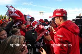 Charles Leclerc (MON) Ferrari signs autographs for the fans. 02.11.2019. Formula 1 World Championship, Rd 19, United States Grand Prix, Austin, Texas, USA, Qualifying Day.